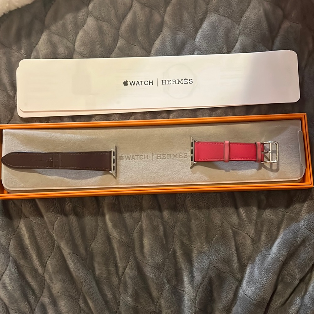 Hermes Apple Watch Band 40mm in rose extreme/ rose azalee